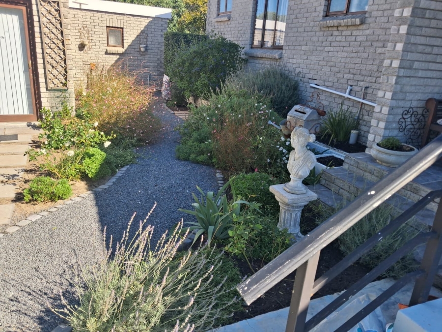 2 Bedroom Property for Sale in Vermont Western Cape